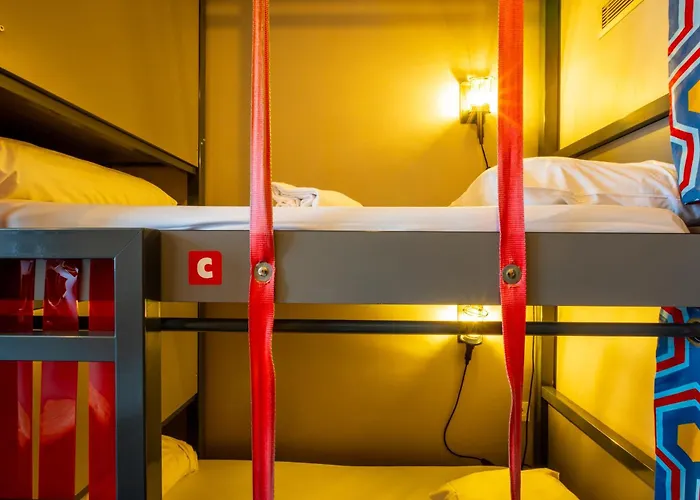 The People - Paris Belleville IEx Les PiaulesI